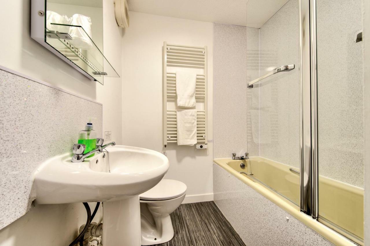 Charming 1 Bed Apartment With Castle View Edinburgh Luaran gambar