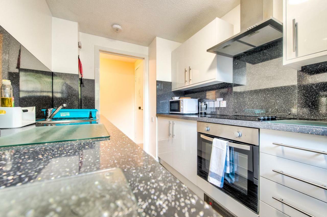 Charming 1 Bed Apartment With Castle View Edinburgh Luaran gambar
