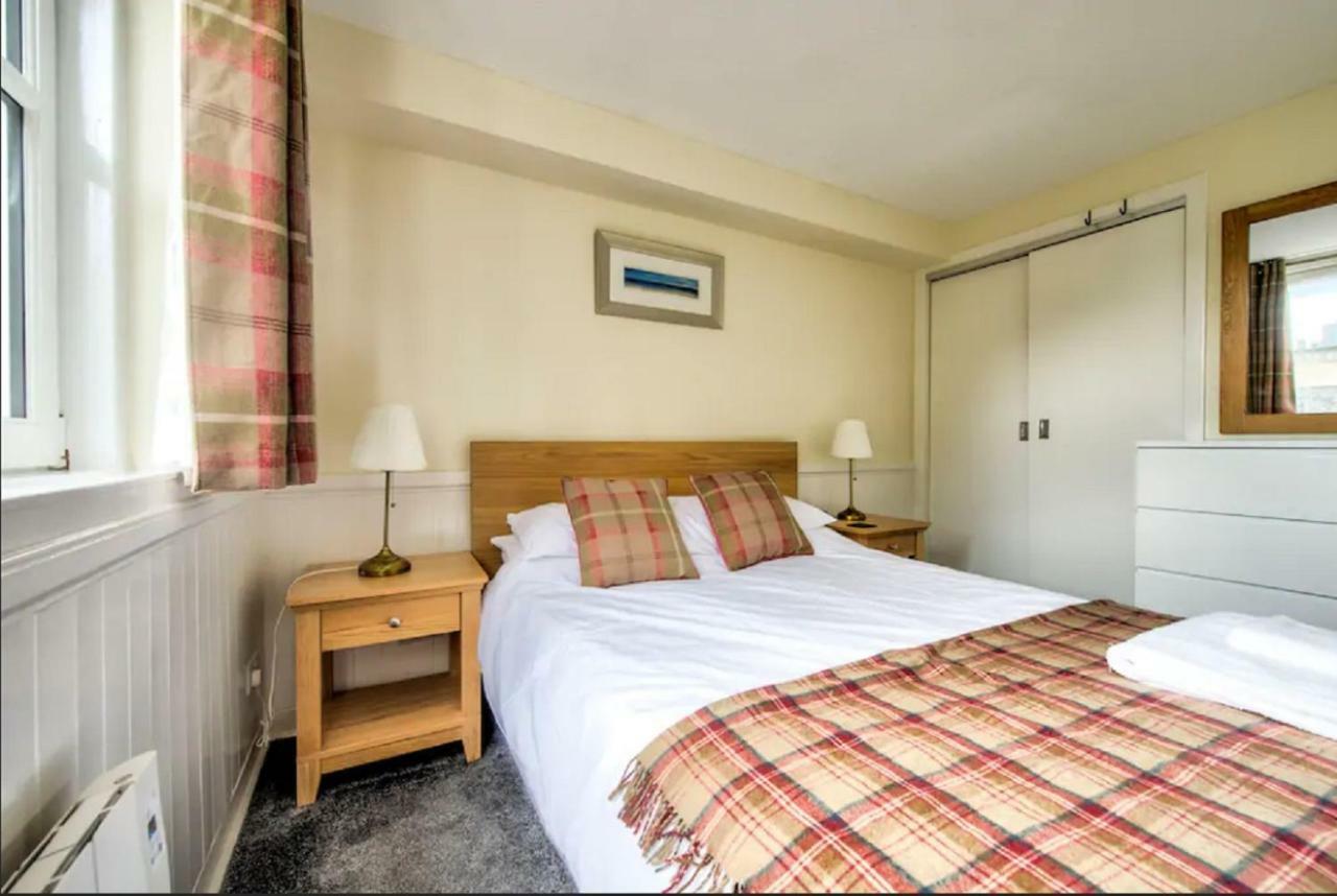 Charming 1 Bed Apartment With Castle View Edinburgh Luaran gambar
